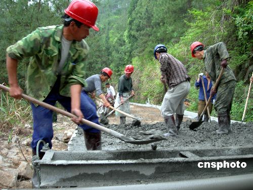 高官预测中国建设新农村需15到20万亿