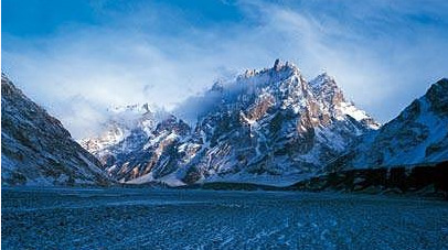 冰山上那一朵美丽的雪莲-冰山上的来客,慕士塔