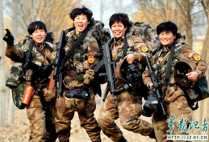 中国陆军首支女子特战连:狙击百米开刀刃